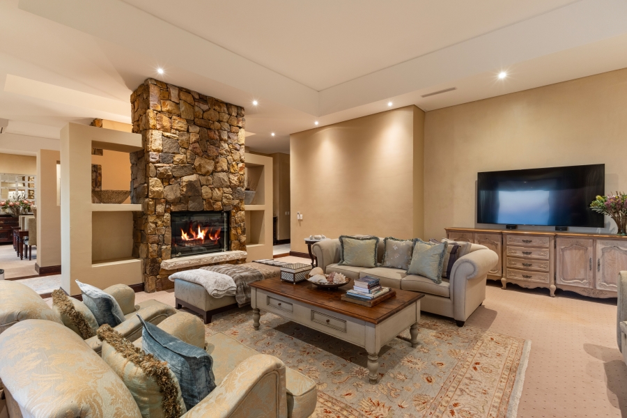 6 Bedroom Property for Sale in Pezula Private Estate Western Cape